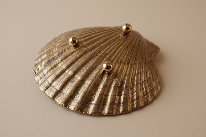 Blue Hydrangea Rosary Shell Dish